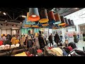 Inside a Shop Popular with Russian Teenagers / Life in Reutov City near Moscow / Different Russia