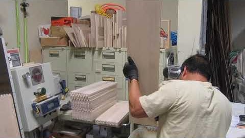 Assembling a Wide Dovetail Drawer at Eagle Woodworking