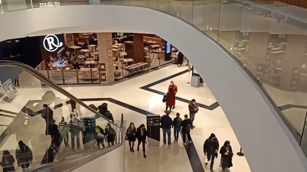 BERGAMO 🇮🇹|Walking around Orio center one of  the bigger shopping mall in Italy part 2