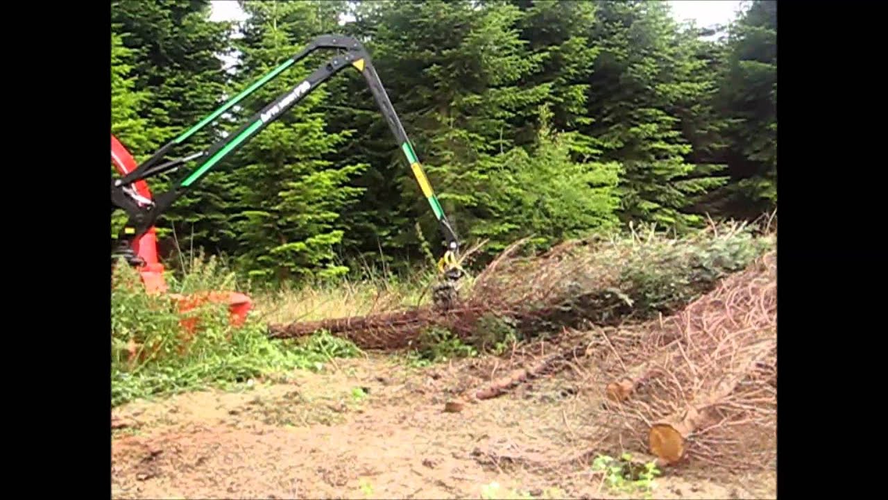 Valtra N141 Med TP270 Flishugger