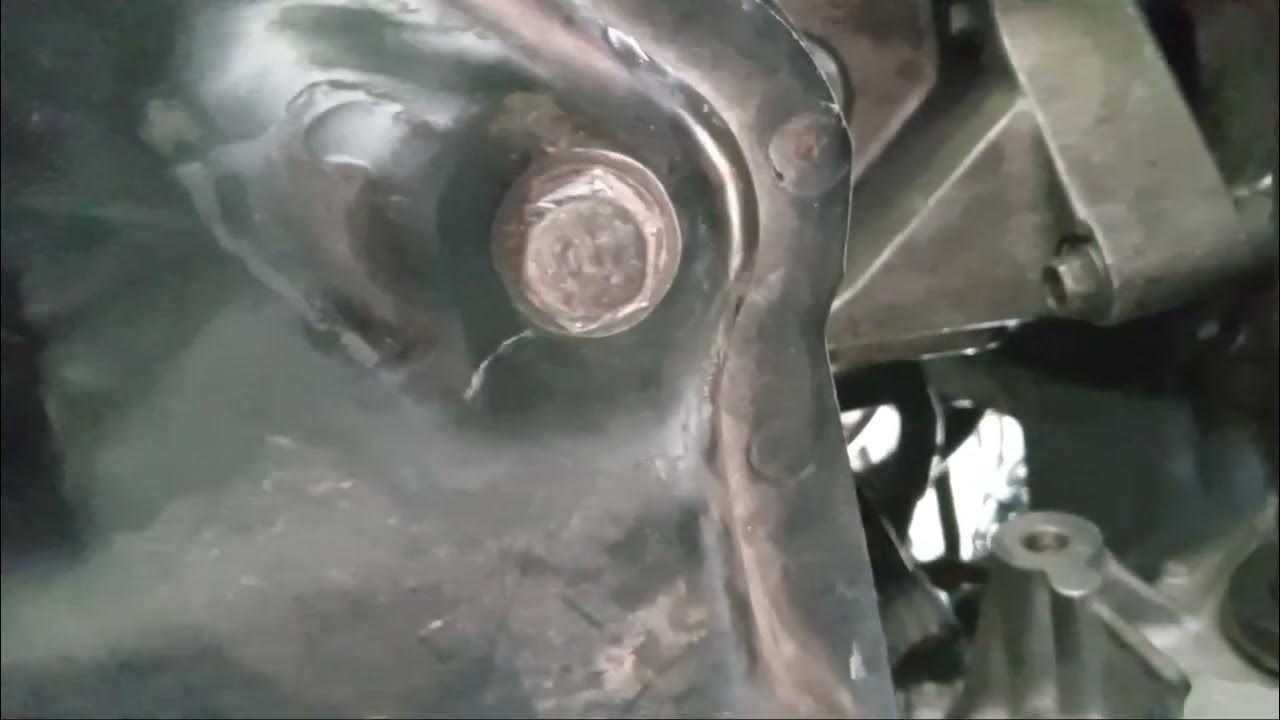 03 honda odyssey rear motor mount - YouTube