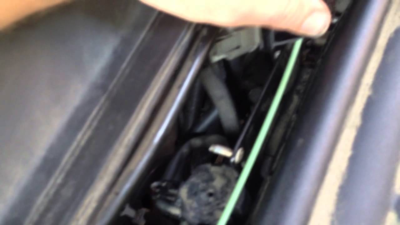 How to replace EGR valve on 03 ford Taurus YouTube