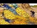Gold miner hunter  golden was hidden under stone digging for gold blue red greengem