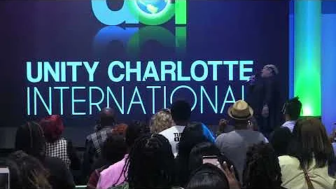 Maranda Curtis Live in Charlotte