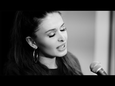 SABINA - Alone & Broken (Live Acoustic)
