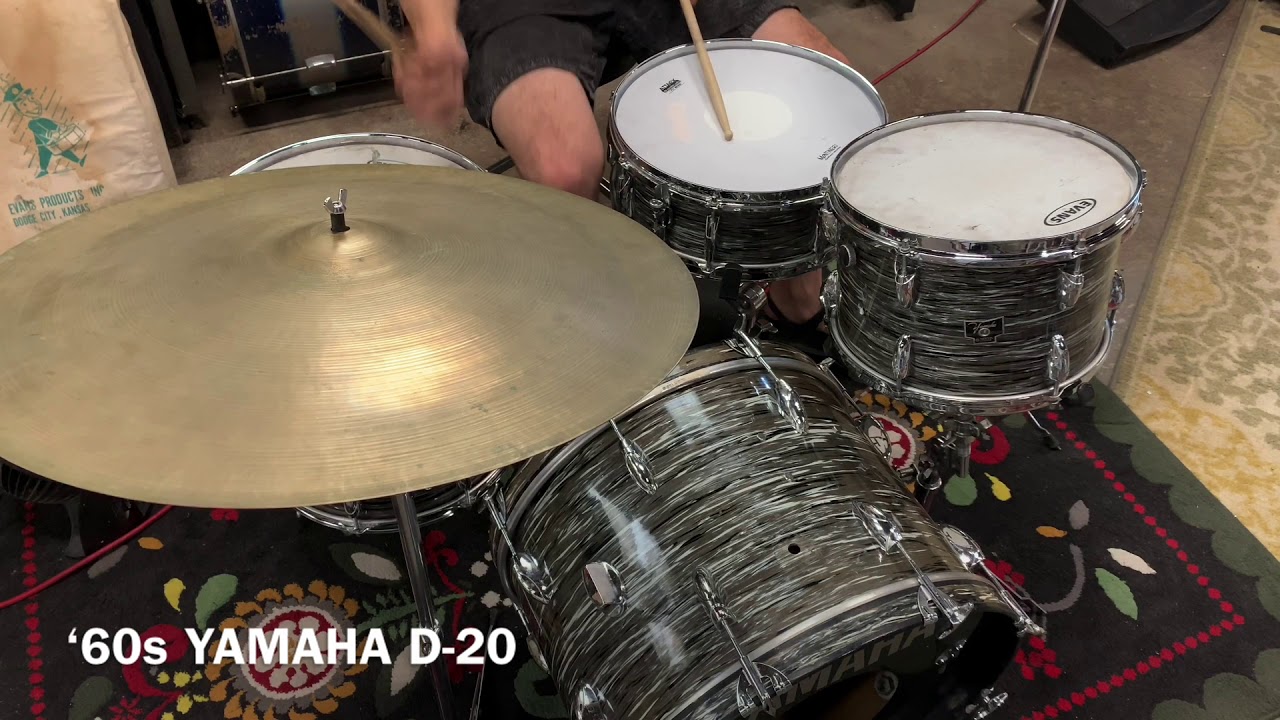 1960s Yamaha D-20 