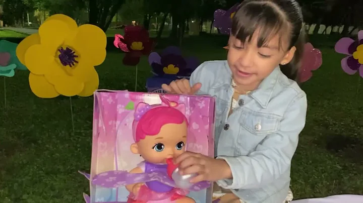 EL Mundo Mgico DE LAS HERMANITAS CARDENAS