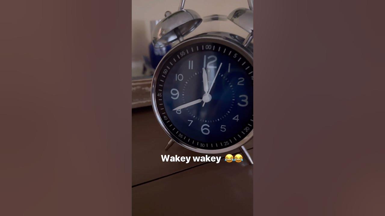 Peakeep LOUD alarm clock for heavy sleepers #ad