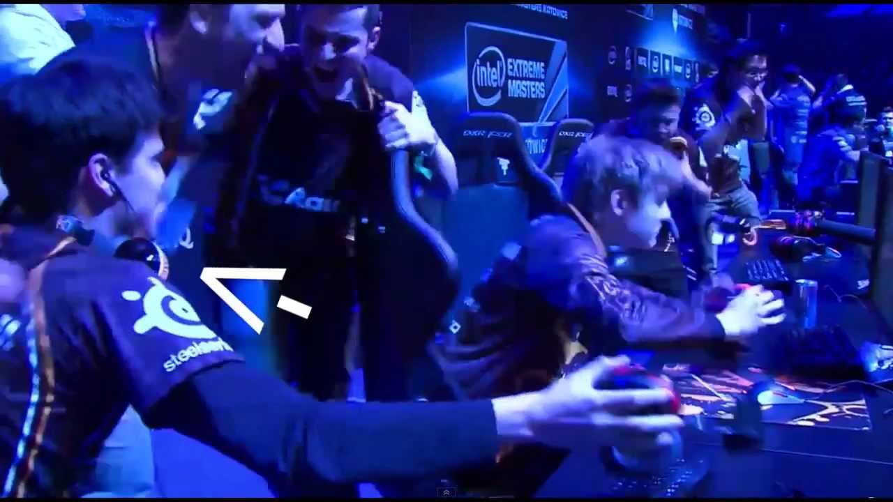 Kev1n vs xPeke (Al corro de la patata) IEM Katowice Sk vs Fnatic Parodia league of legends gameplay 2019