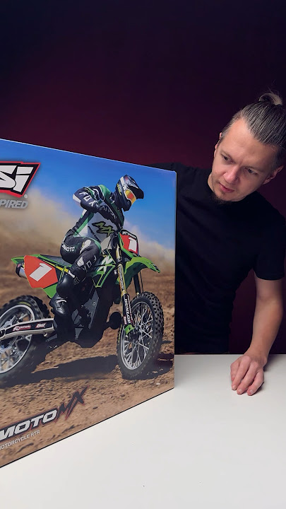 Something new! Losi Promoto 1/4 MX Motorcycle RTR. Even the rider’s change of clothes is available!