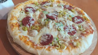 البيتزا الايطالي باسهل طريقة بمكونات في كل بيت ابسط طريقة لعجينة البيتزا