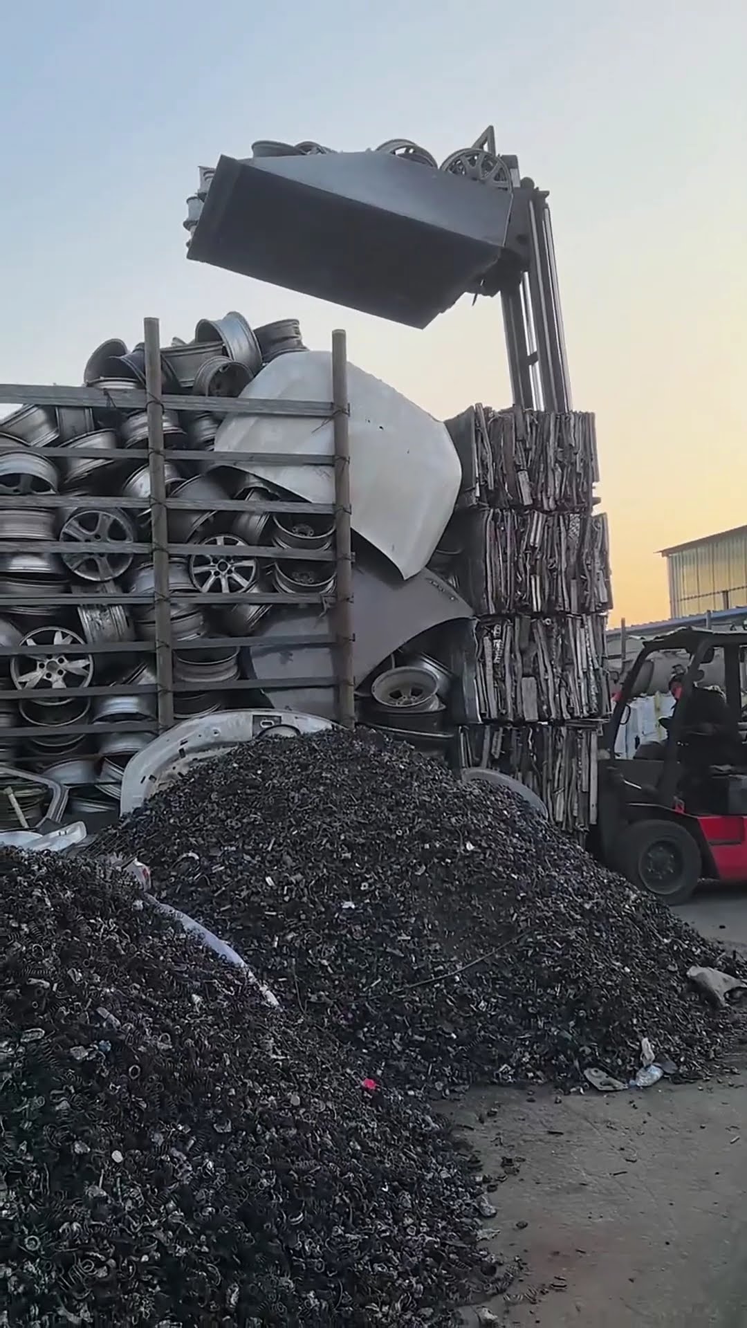 Aluminum alloy wheel recycling process- Good tools and machinery make work easy