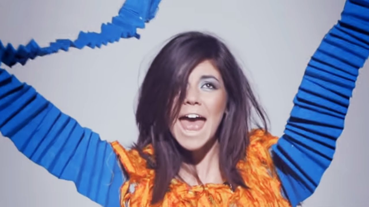 MARINA AND THE DIAMONDS   Mowglis Road Official Music Video