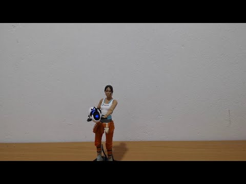 Review da figura Chell do jogo Portal 2 versão neca