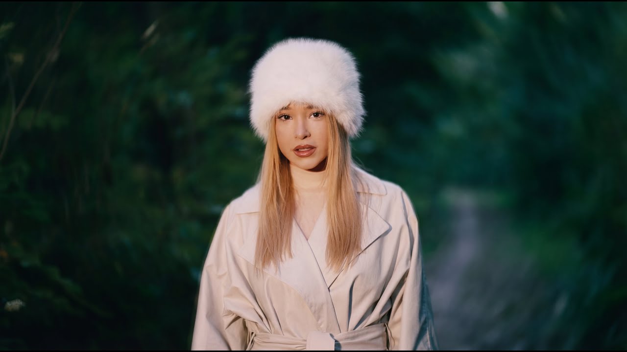 Watch KAROLA - Sodord Vissza (Official Music Video) on YouTube Watch KAROLA - Sodord Vissza (Official Music Video) on YouTube