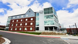 Suite-Style Rooms in Graves Hall at Creighton by Creighton University 180 views 3 weeks ago 1 minute, 39 seconds