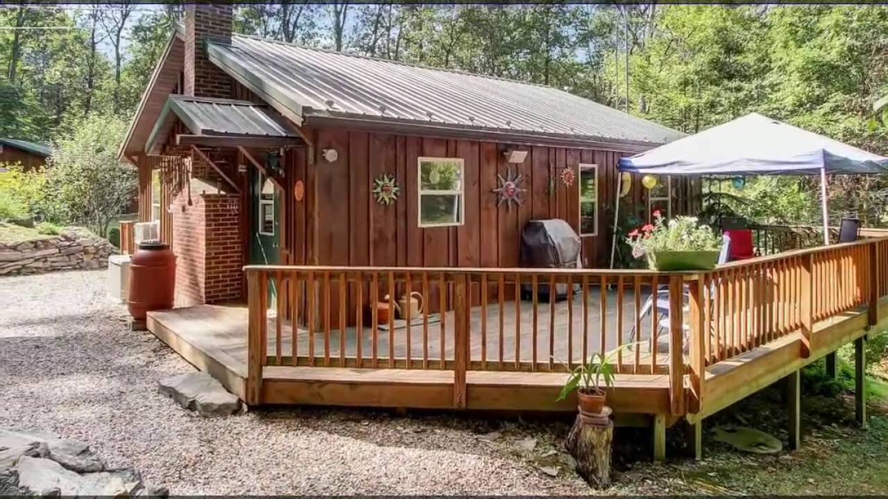 110 Fawn Dr | Suzanne Christianson