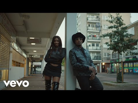 Смотреть клип Ronisia Ft. Niska - I Got U