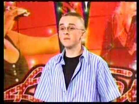 (I uploaded Kevin's audition before but the video was all messed up. Here's the fixed one.) American Idol 5's most adorable finalist, Kevin "Chicken Little" Covais sings "You Raise Me Up" by Josh Groban.