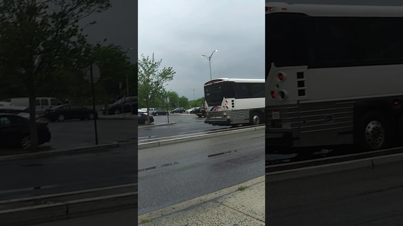 NJ Transit: MCI D4500CTs #18106 and #7275 on the 559 and 67 at Toms