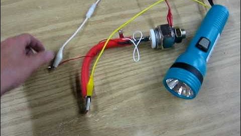 Test SCRs with a Flashlight