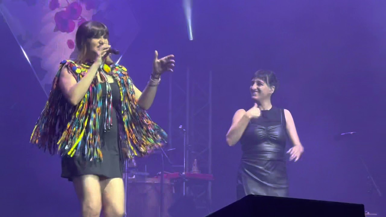 Rozalén - El paso del tiempo ( Bilbao 02-10-21 )