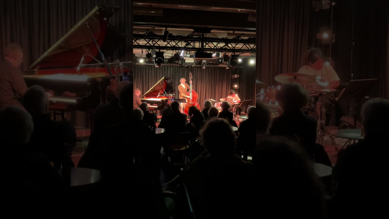 Philipp Rüttgers Trio live at Loch Wuppertal Feb 2025