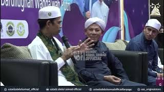 Kebersamaan Ustadz Abdul Somad dengan Habib Segaf Baharun di Ponpes DALWA - Santri Putri