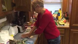 making flour tortillas by hand no palote
