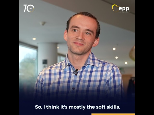 Find out why you should apply for an EPP Group traineeship! class=