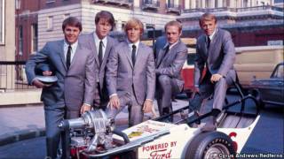 Video voorbeeld van "The Beach Boys - Why Do Fools Fall In Love (1964)"