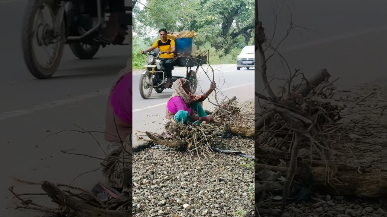 छोटी सी मदत 🙏🏻❤️🥰#humanity #shorts #respect #maa #help #motivation #viralvideo #youtube