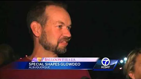 Glowdeo wows crowd at Balloon Fiesta Park