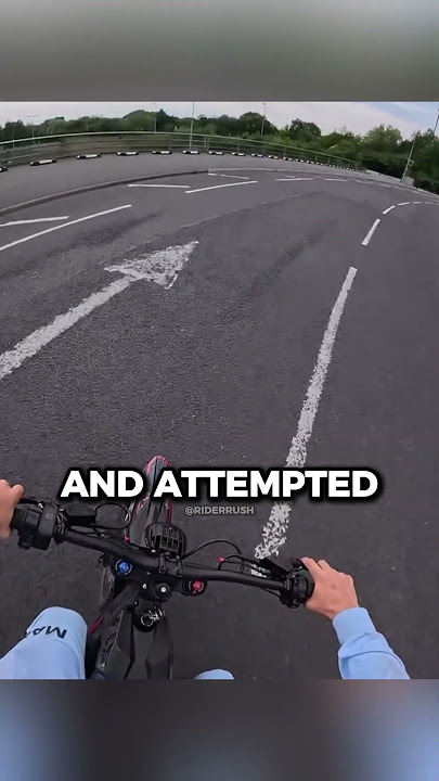 Biker Makes Big Mistake (@ThenclCruiserz)
