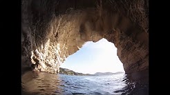 Nage en mer dans le Var, plage du Monaco, Le Pradet - Grotte Sainte-Marguerite, La Garde