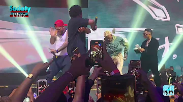 PORTABLE  AKA ZAZOO ZEH PERFORMS HIS HIT SONG AT WIZKID'S LIVESPOT CONCERT IN LAGOS! A must watch .