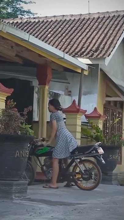 otw buk ll story' cewek cantik engkol gl spek ngeri