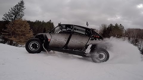 POLARIS RZR -  SKI HILL CLIMB