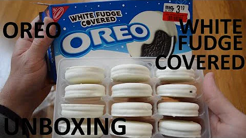 Unboxing Oreo White Fudge Covered Chocolate Sandwich Cookies