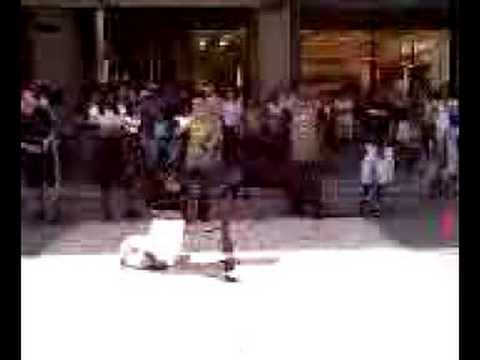 Breakdancing in montreal downtown