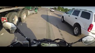 18 Wheeler Doesnt See Motorcycle