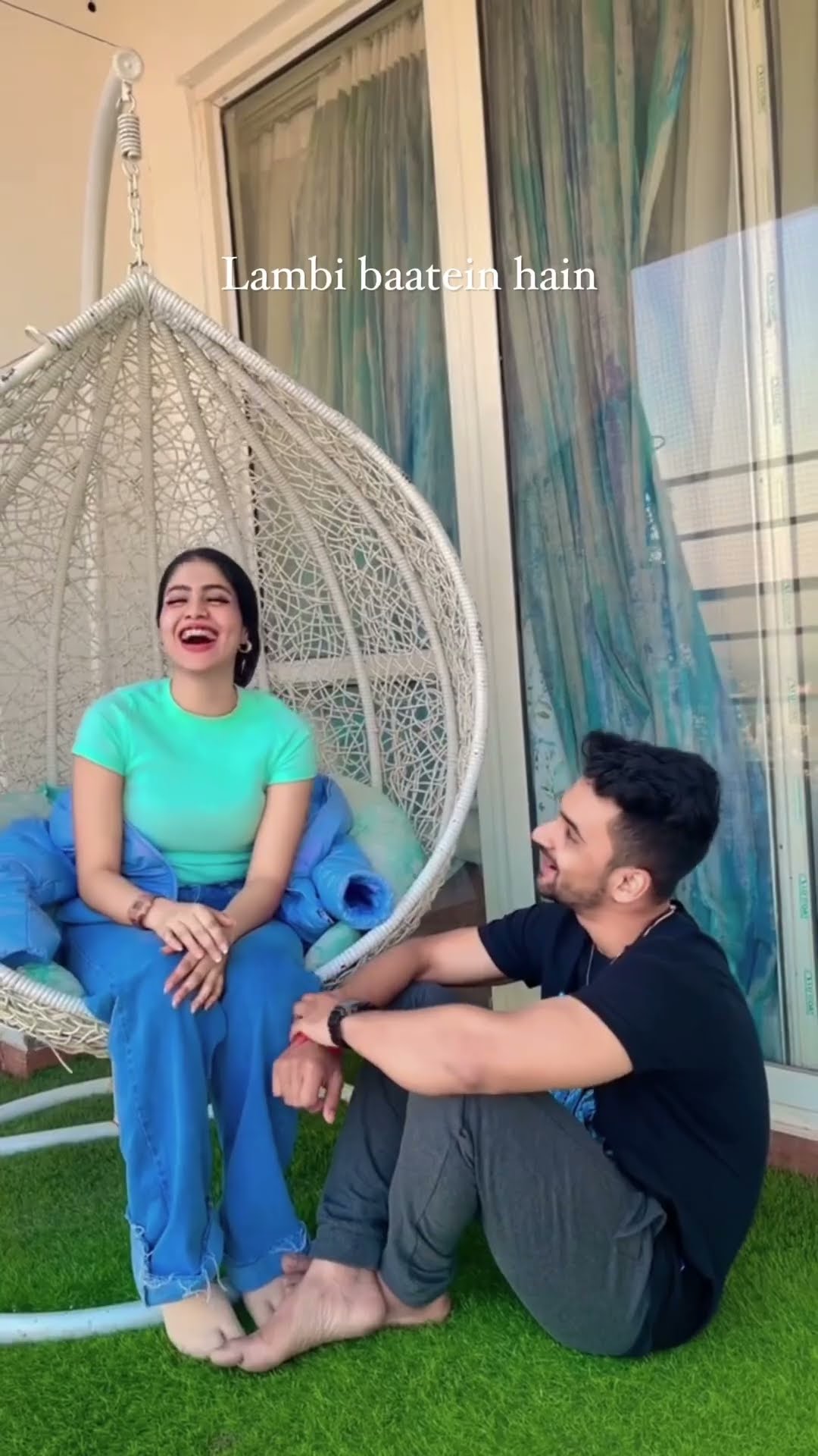 Tere mere bech me kya hai #youtubeshorts