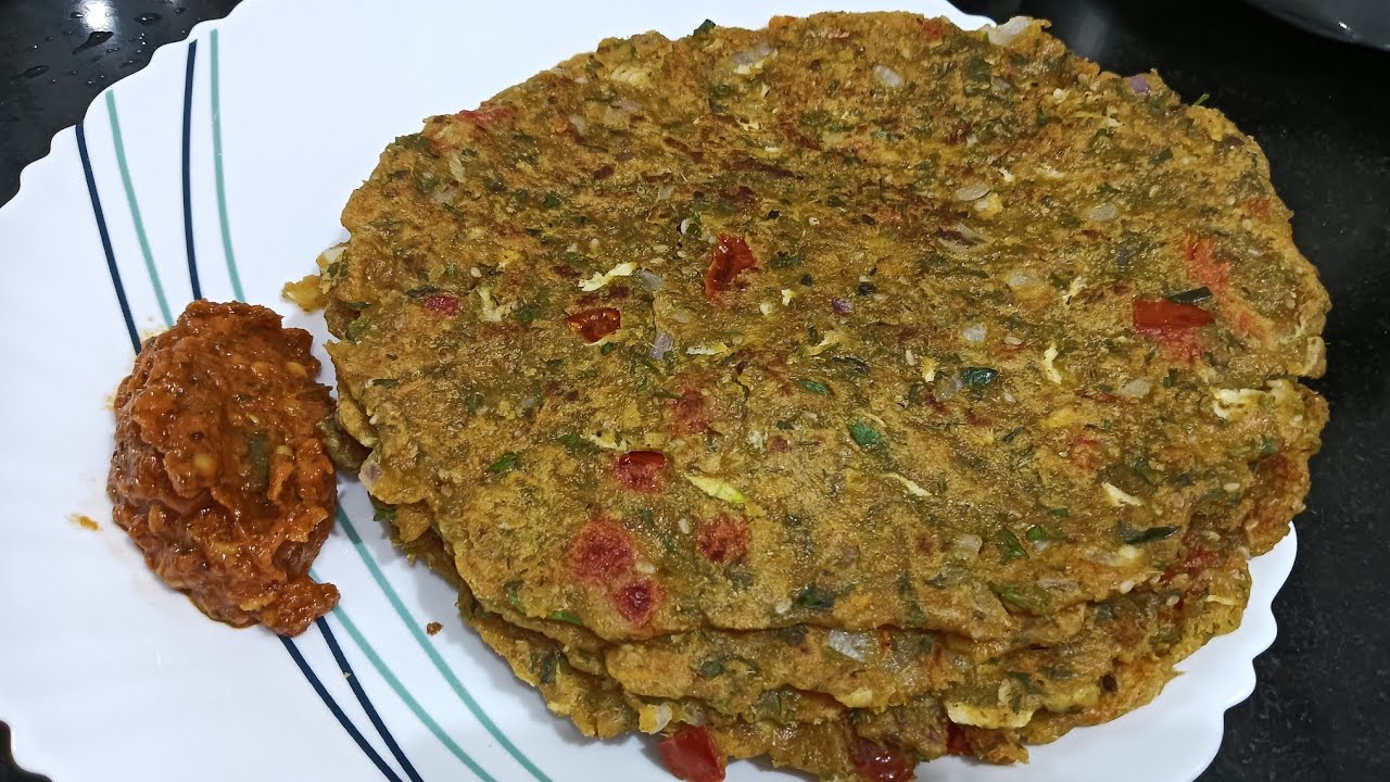 ಜೋಳದ ಹಿಟ್ಟು ಕೊತಂಬರಿ ಸೊಪ್ಪಿನ ಥಾಲಿಪೀಟ್ | Thalipeeth Recipe | easy & healthy recipe 