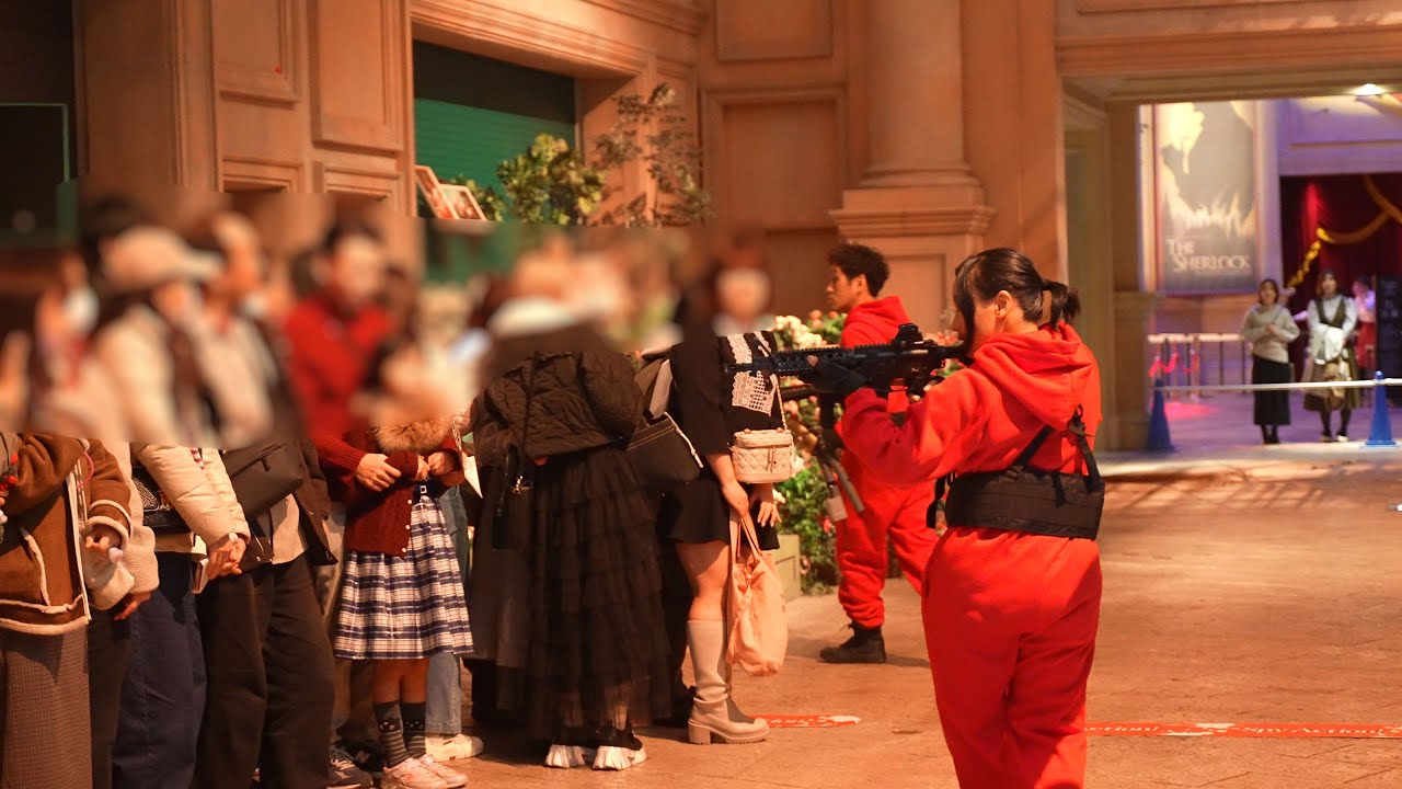 突然の出来事に硬直…スパイアクション@イマーシブ・フォート東京