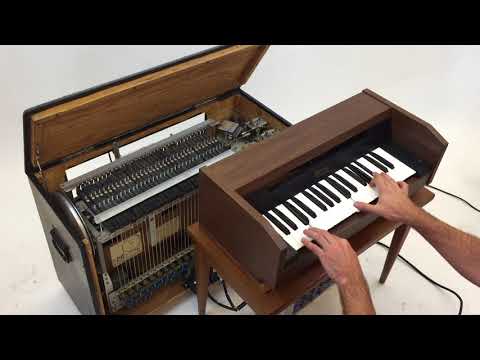 Chamberlin M-1R Keyboard Demo