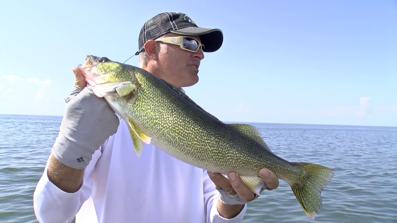 32_2017 Door County Fishing FULL EPISODE YouTube