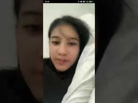 Syania putri live tiduran