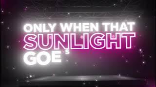 bstation - She's Already On The Dancefloor