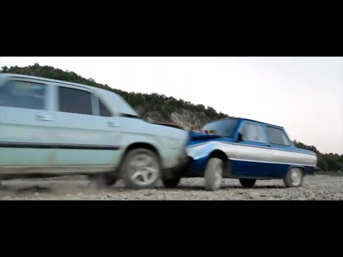 Второе детство (2016) - car chase scene