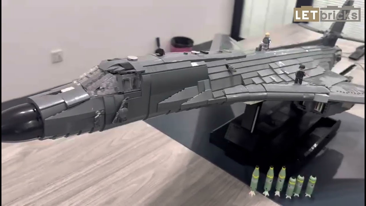 letbricks B 1 Lancer bomber military model 8365pcs